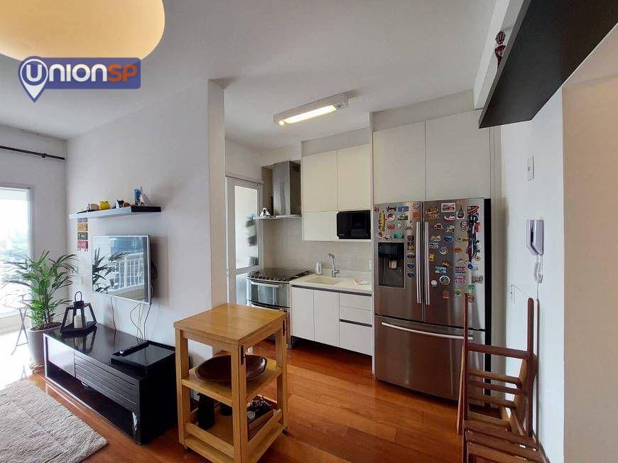 Apartamento à venda com 2 quartos, 70m² - Foto 3