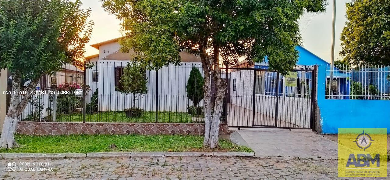 Casa à venda com 2 quartos, 225m² - Foto 1