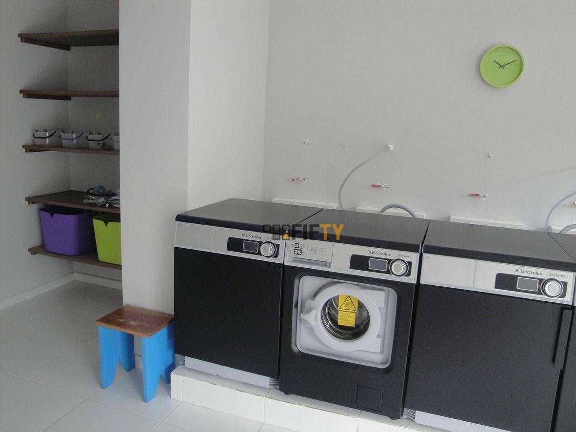 Apartamento para alugar com 1 quarto, 44m² - Foto 14