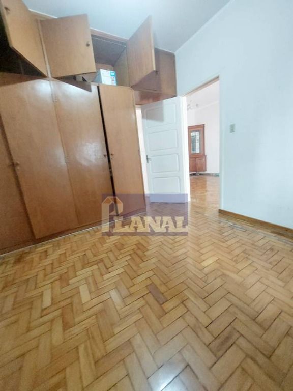 Casa à venda com 3 quartos, 159m² - Foto 9