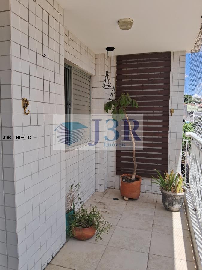 Apartamento para alugar com 3 quartos, 96m² - Foto 17