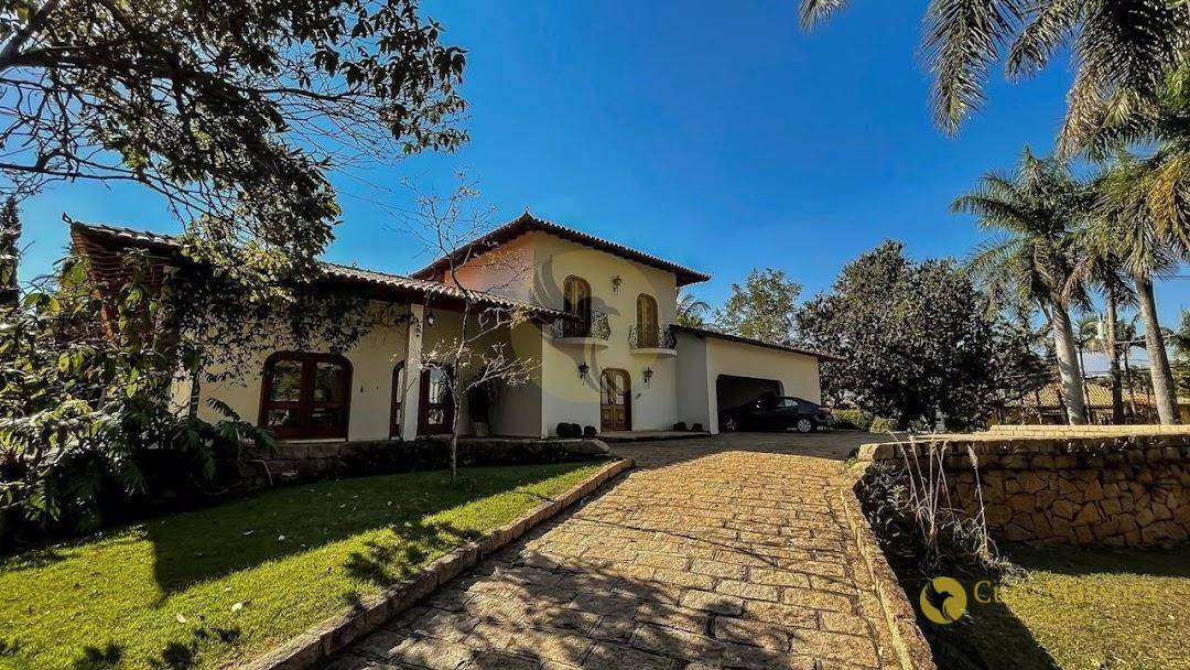 Casa de Condomínio à venda e aluguel com 5 quartos, 850m² - Foto 2