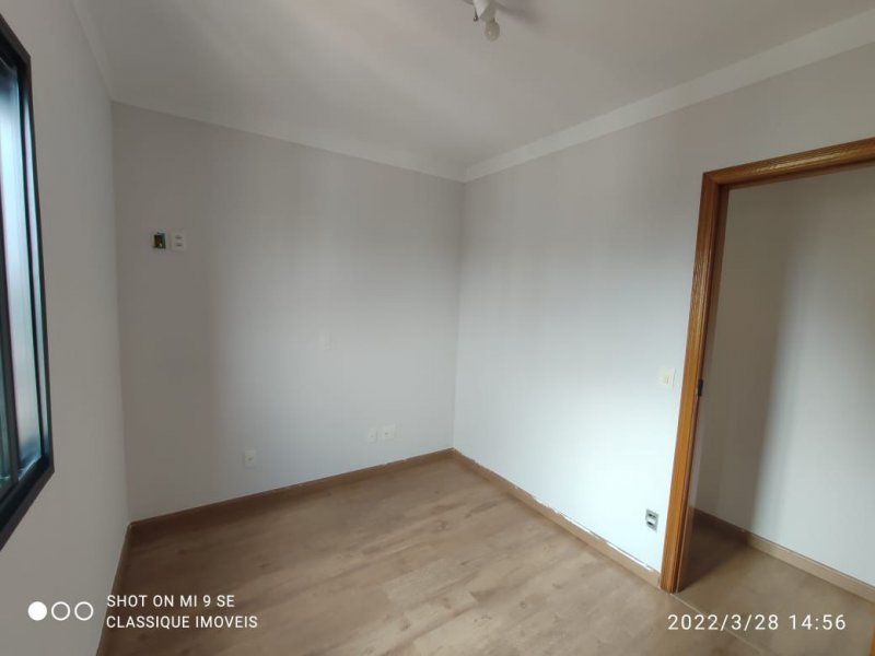 Apartamento à venda com 3 quartos, 85m² - Foto 22