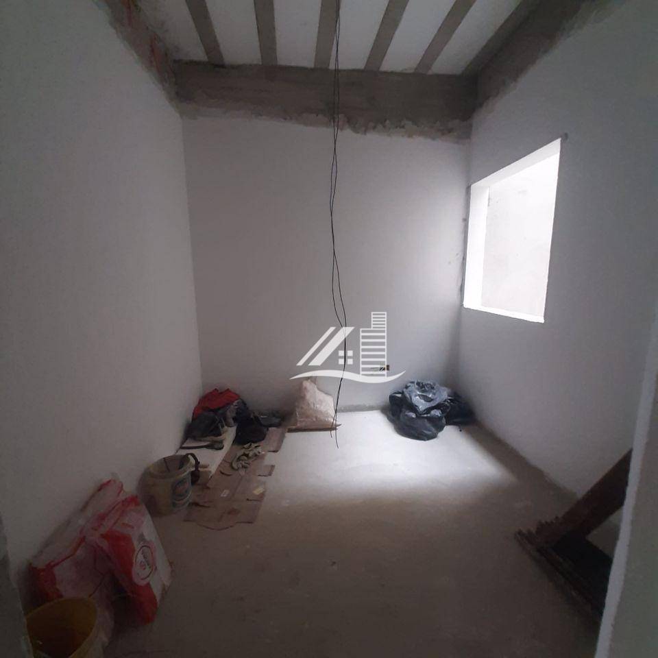 Apartamento à venda com 2 quartos, 50m² - Foto 4