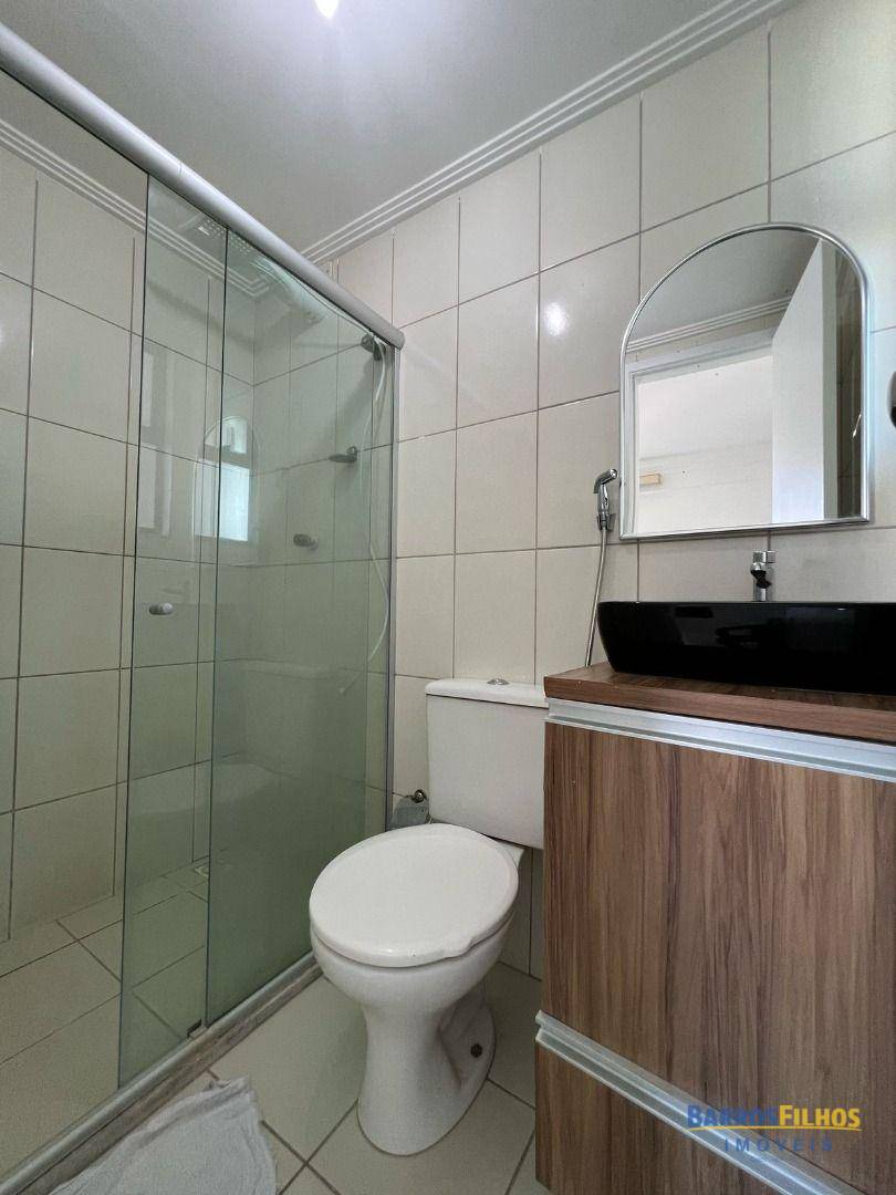 Apartamento para alugar com 3 quartos, 70m² - Foto 14