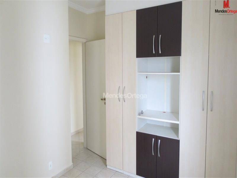 Apartamento à venda com 2 quartos, 72m² - Foto 13