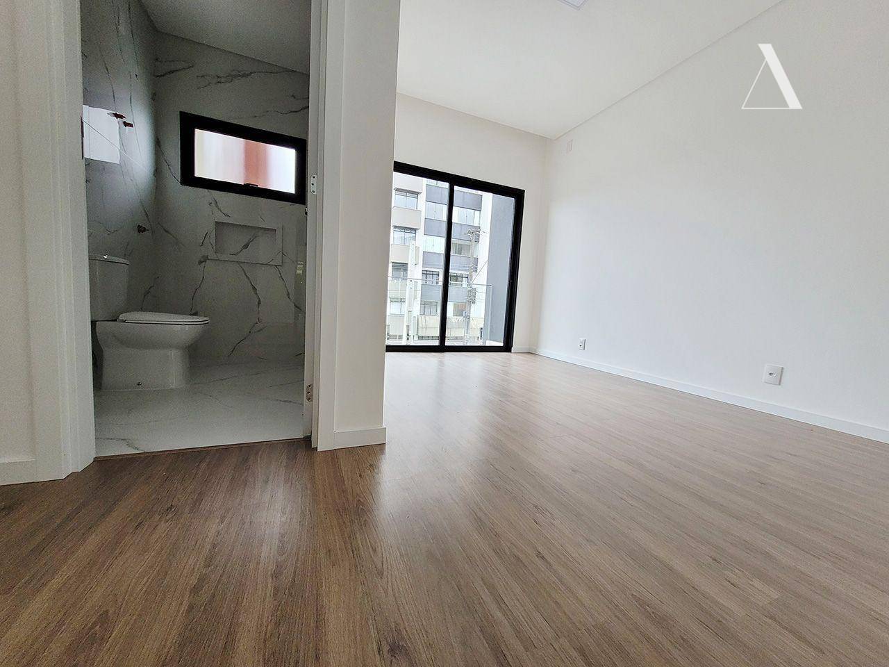 Casa à venda com 3 quartos, 121m² - Foto 15