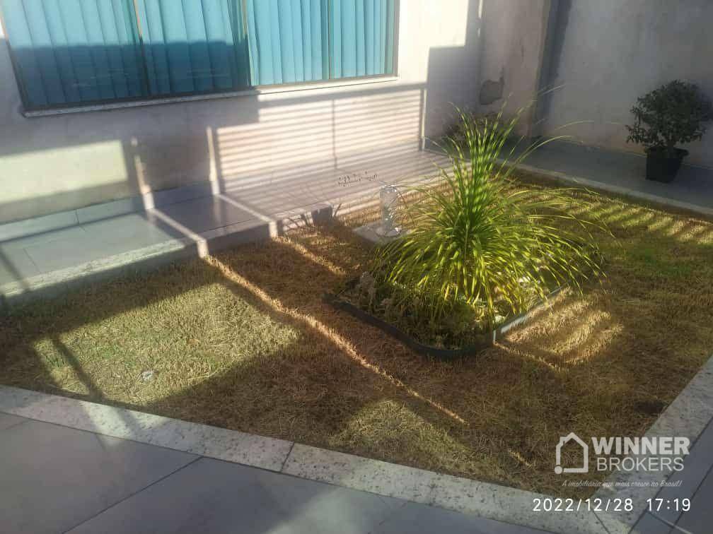 Casa à venda com 2 quartos, 100m² - Foto 8