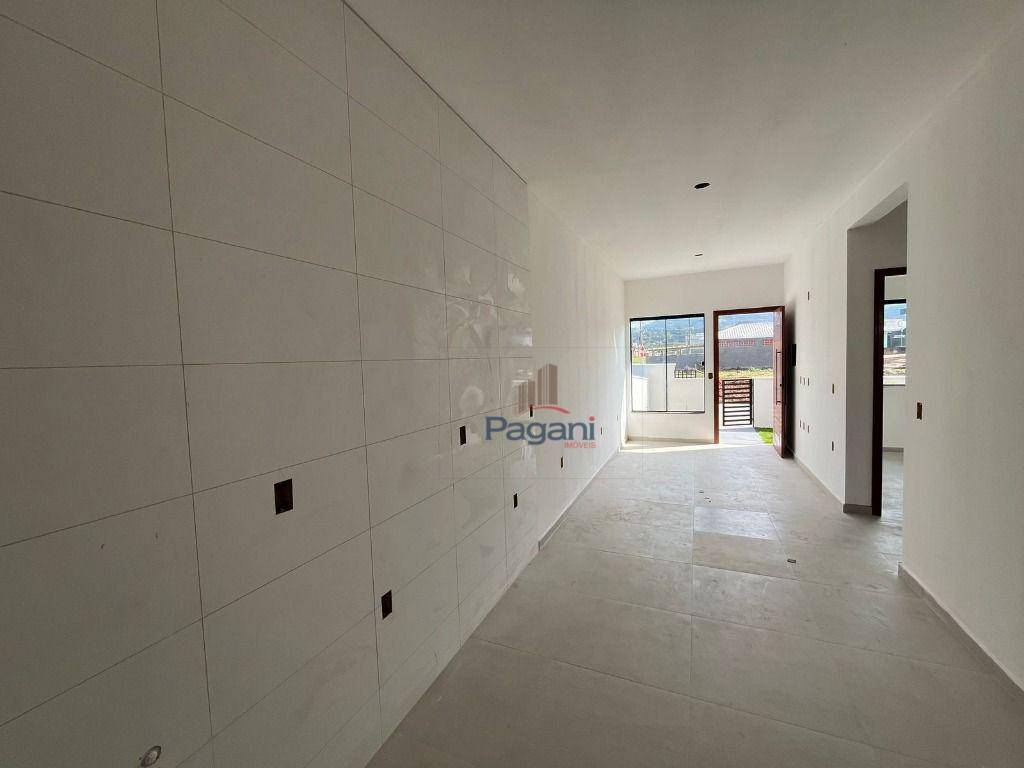 Casa à venda com 2 quartos, 53m² - Foto 6