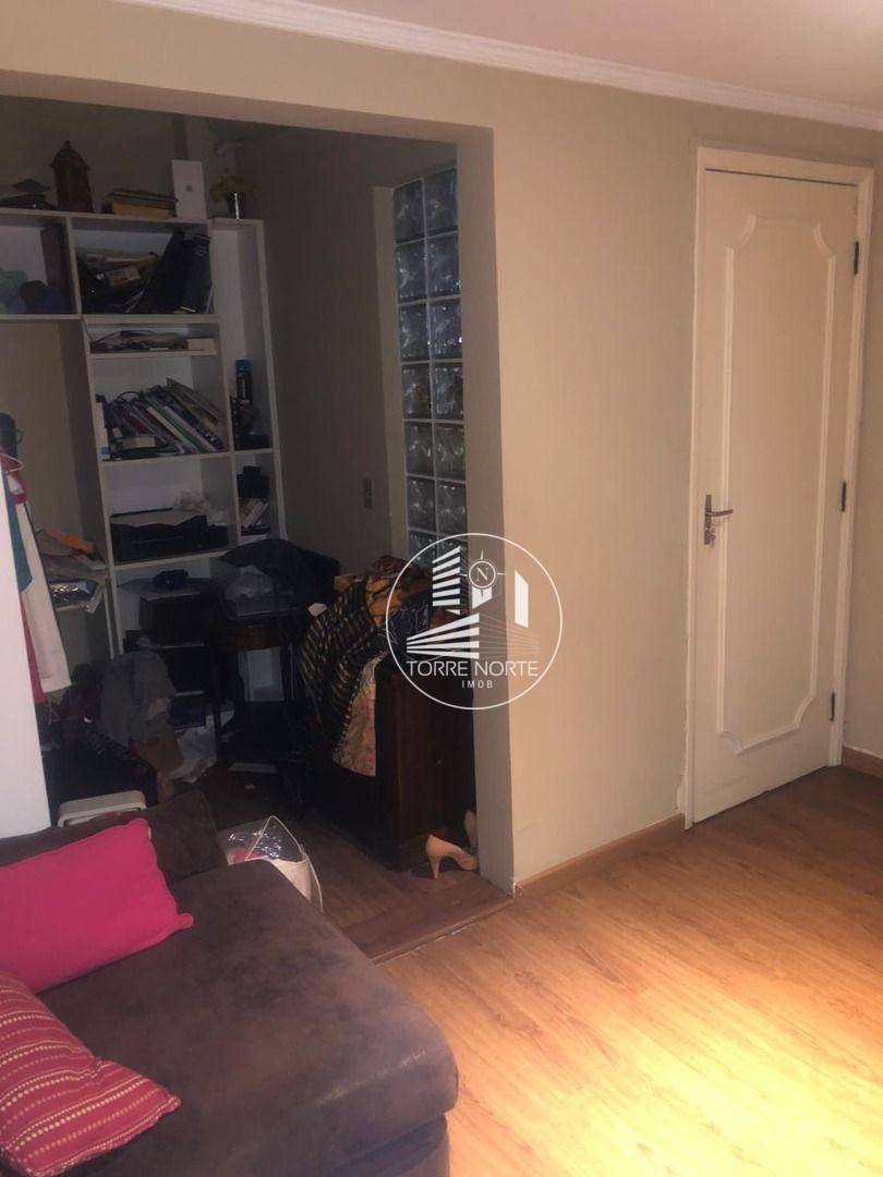 Apartamento à venda com 3 quartos, 140m² - Foto 3