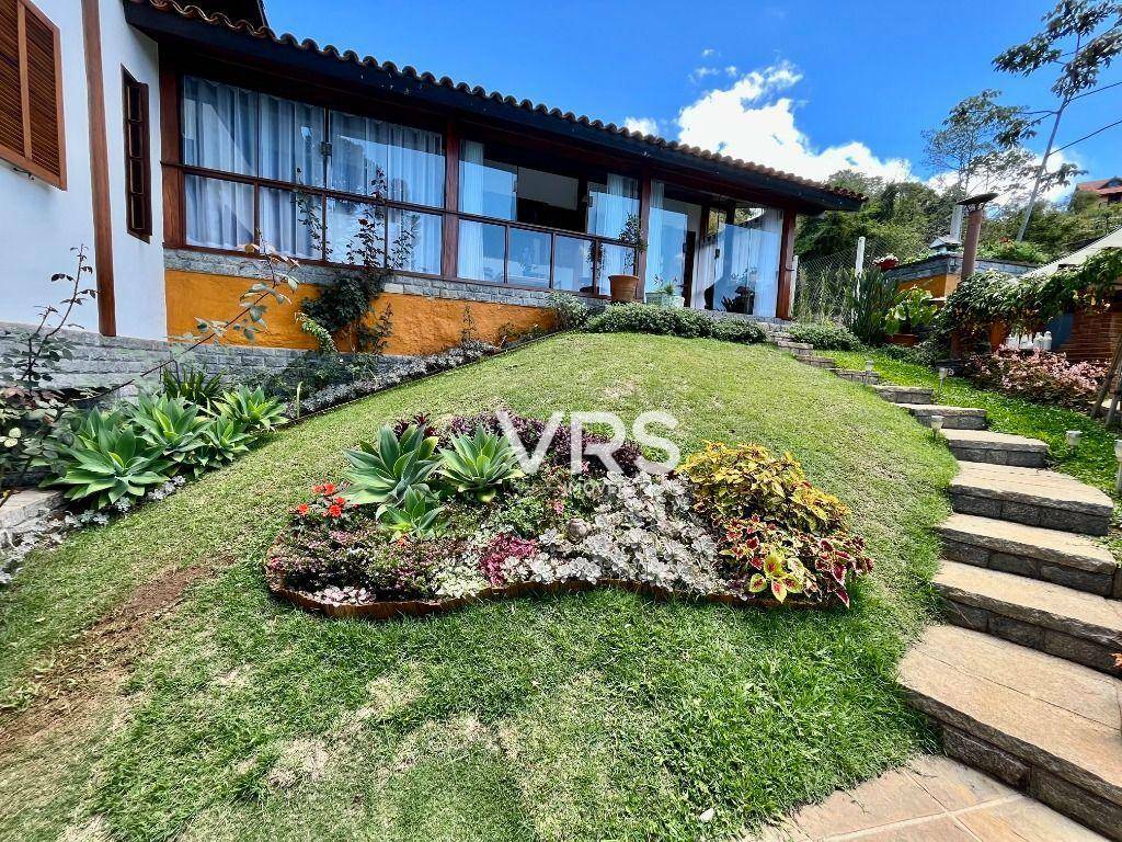 Casa de Condomínio à venda com 4 quartos, 330m² - Foto 47