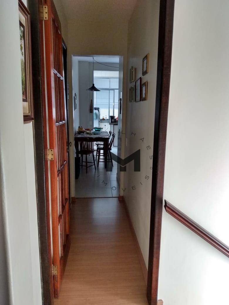 Casa à venda com 6 quartos, 350m² - Foto 8