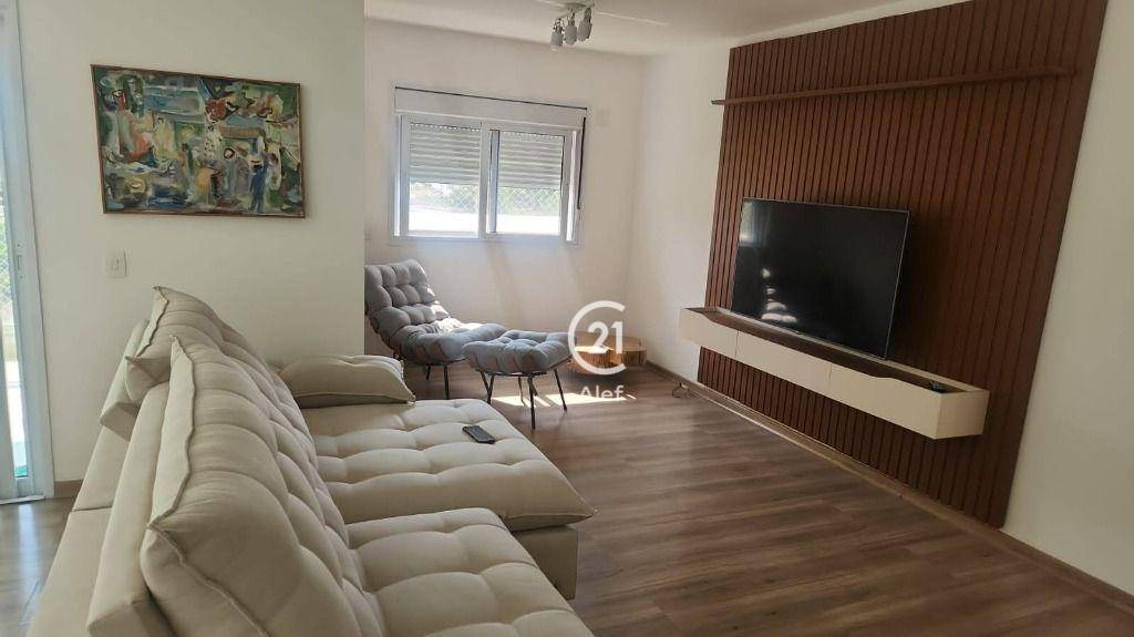 Apartamento à venda com 3 quartos, 241m² - Foto 11