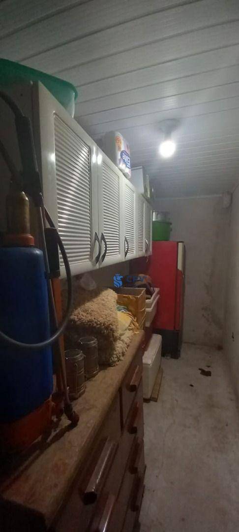 Chácara à venda com 4 quartos, 300m² - Foto 22