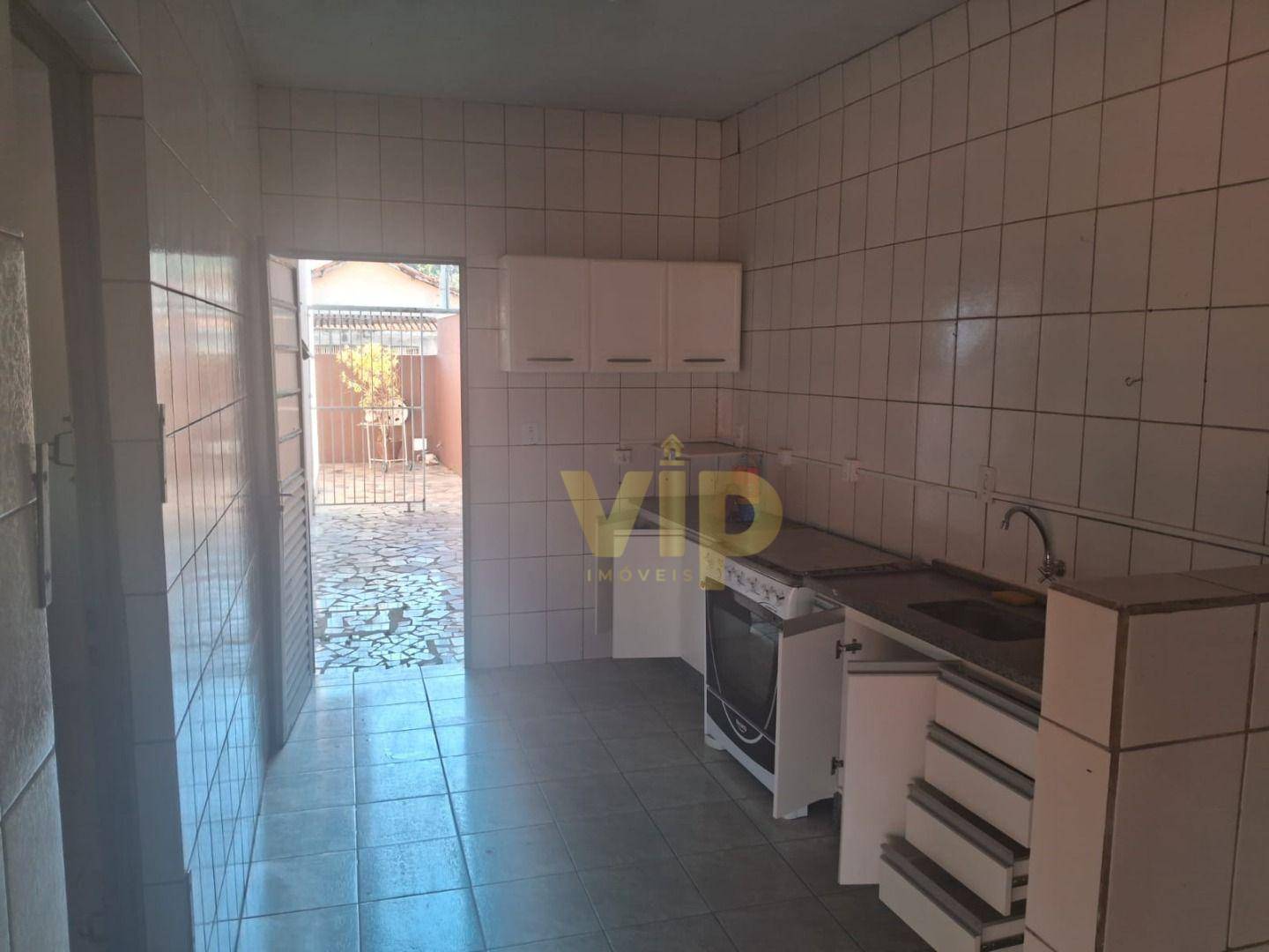 Casa à venda com 3 quartos, 140m² - Foto 11