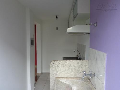 Apartamento à venda com 2 quartos, 49m² - Foto 4