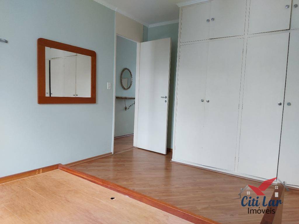 Apartamento para alugar com 2 quartos, 70m² - Foto 27