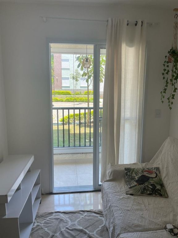 Apartamento à venda com 2 quartos, 45m² - Foto 4