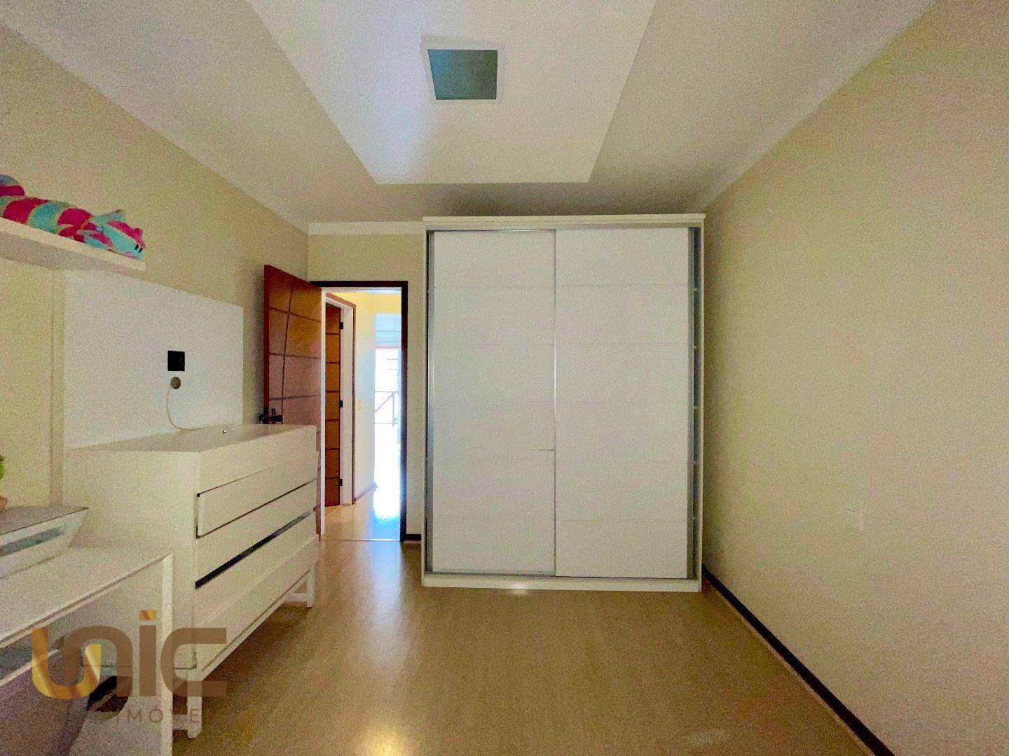 Apartamento à venda com 2 quartos, 80m² - Foto 10