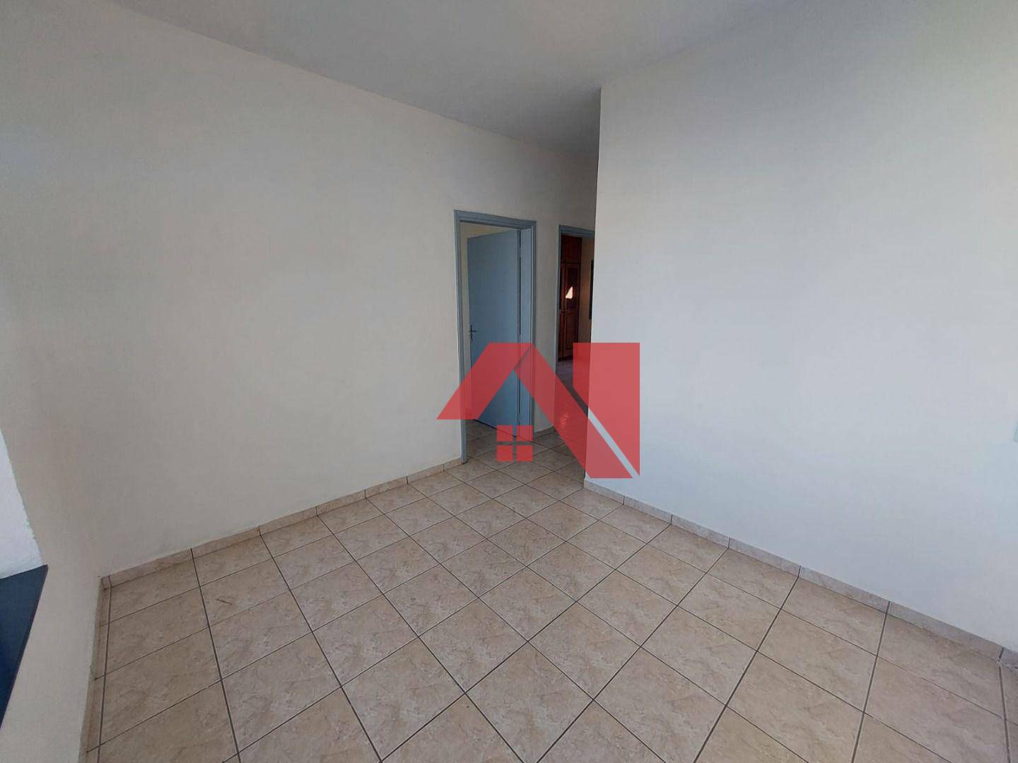 Casa à venda com 2 quartos, 63m² - Foto 8