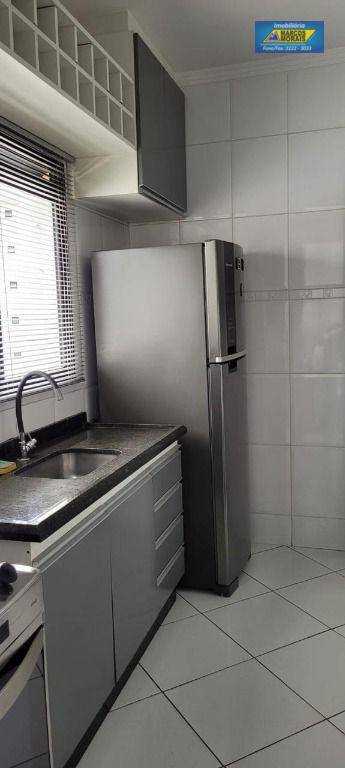 Apartamento para alugar com 3 quartos, 143m² - Foto 4