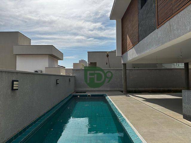 Casa de Condomínio à venda com 4 quartos, 390m² - Foto 4