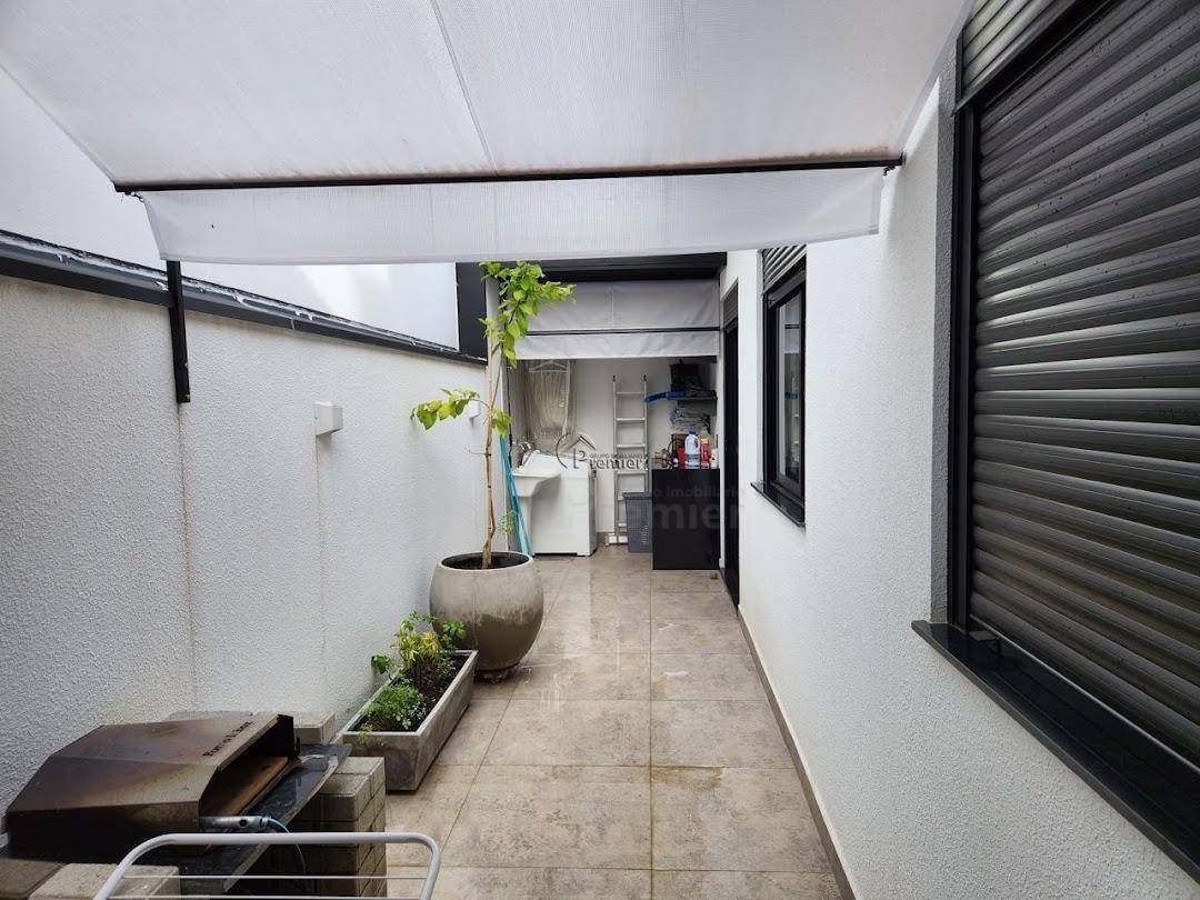 Casa de Condomínio à venda com 3 quartos, 131m² - Foto 32