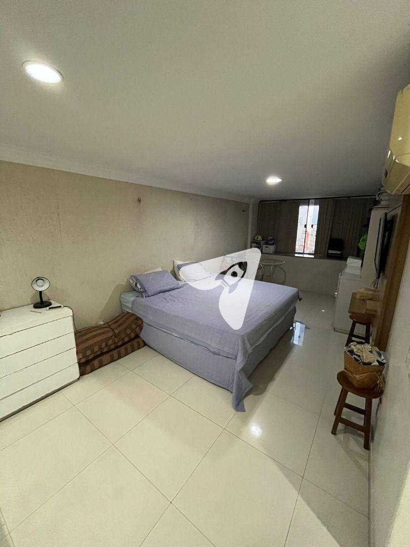 Apartamento à venda com 4 quartos, 195m² - Foto 5