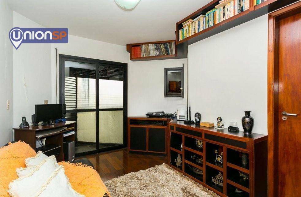 Apartamento à venda com 4 quartos, 189m² - Foto 9