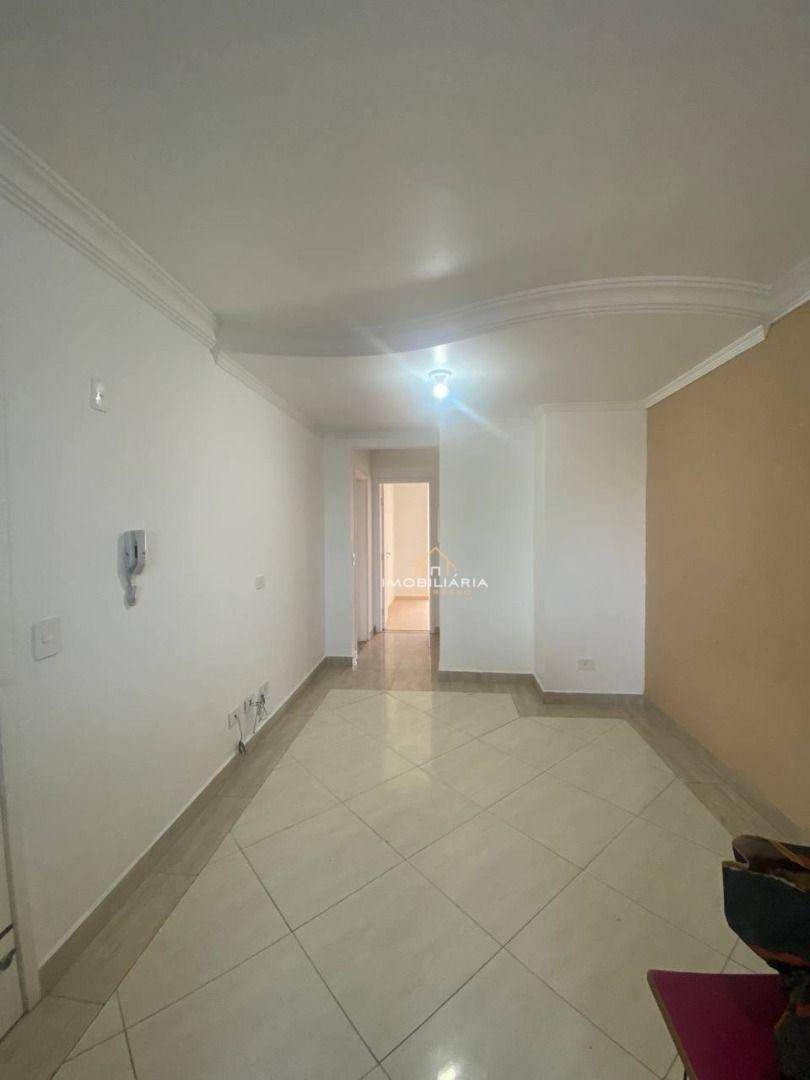 Apartamento à venda com 2 quartos, 60m² - Foto 3