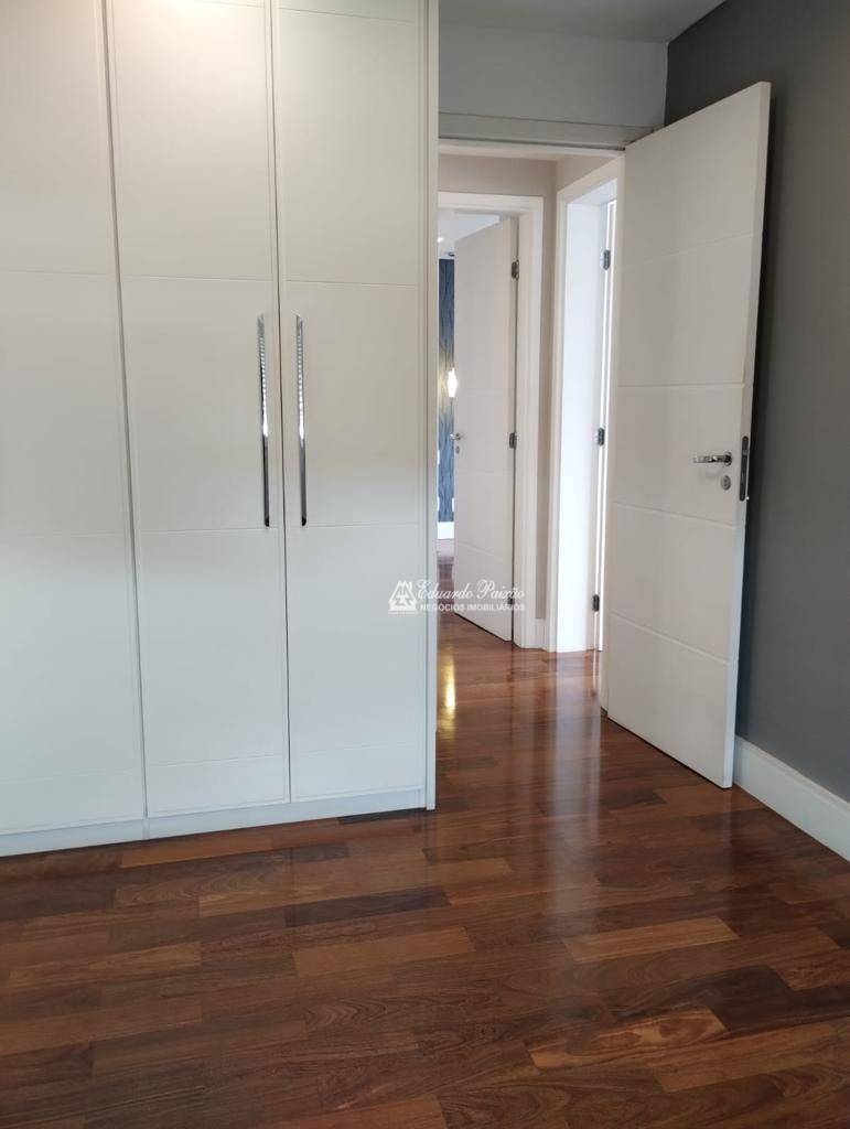 Apartamento à venda com 3 quartos, 182m² - Foto 13