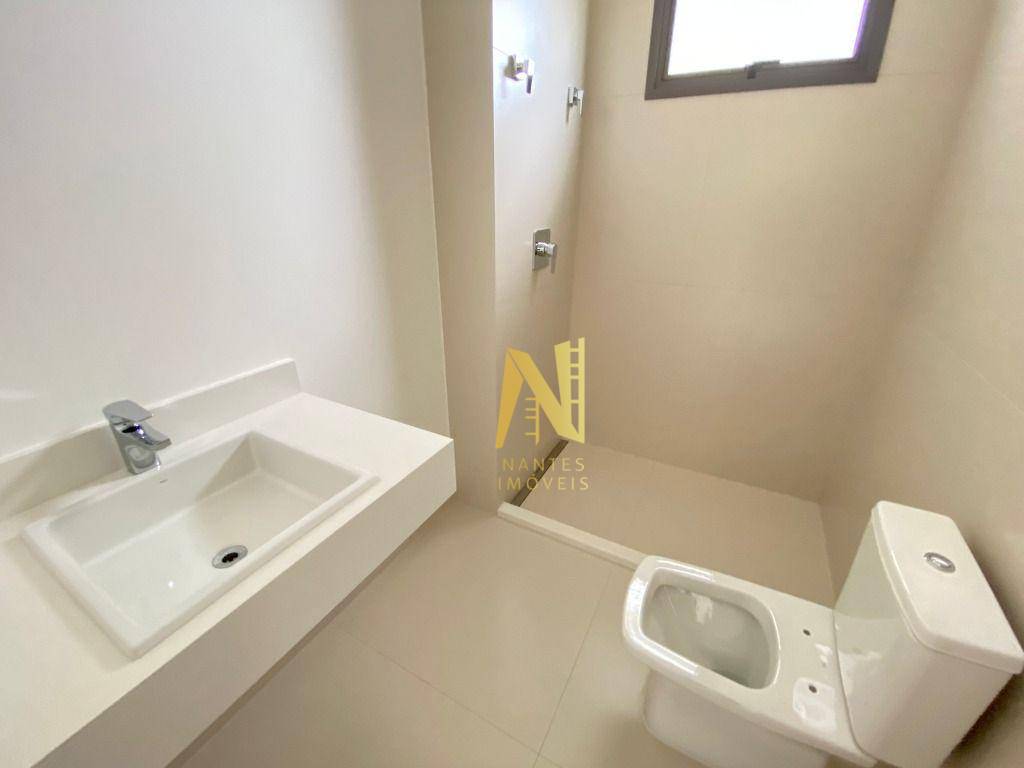 Apartamento à venda com 3 quartos, 216m² - Foto 17