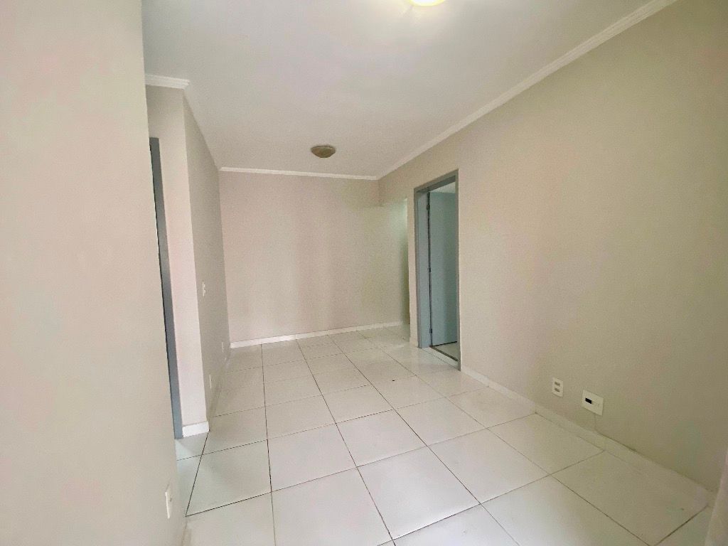 Apartamento para alugar com 2 quartos, 56m² - Foto 7