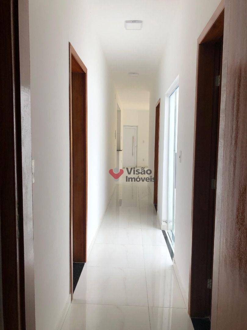 Casa à venda com 3 quartos, 88m² - Foto 11