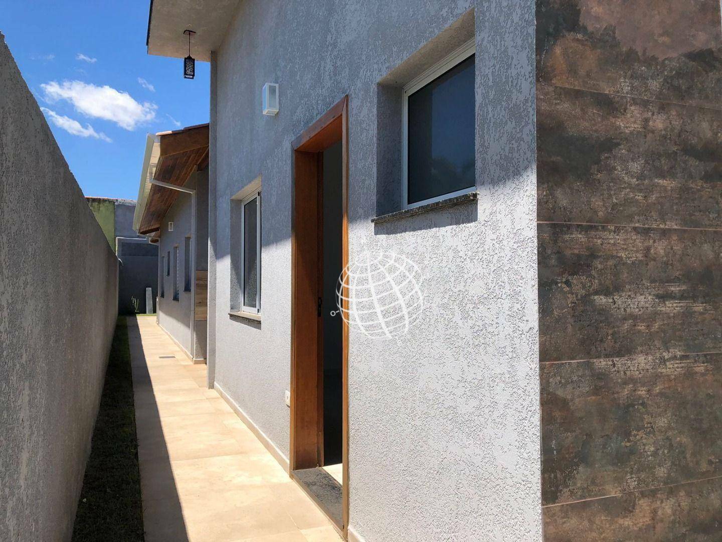 Casa à venda com 3 quartos, 109m² - Foto 3