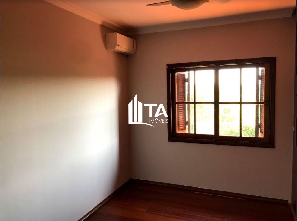 Casa para alugar com 5 quartos, 350m² - Foto 27