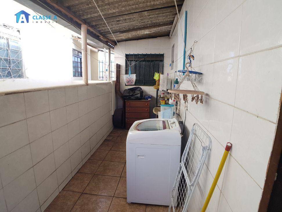 Casa de Condomínio à venda com 3 quartos, 380m² - Foto 10