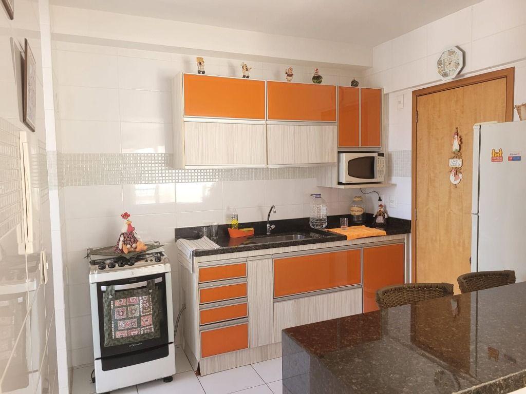 Apartamento à venda com 3 quartos, 85m² - Foto 4