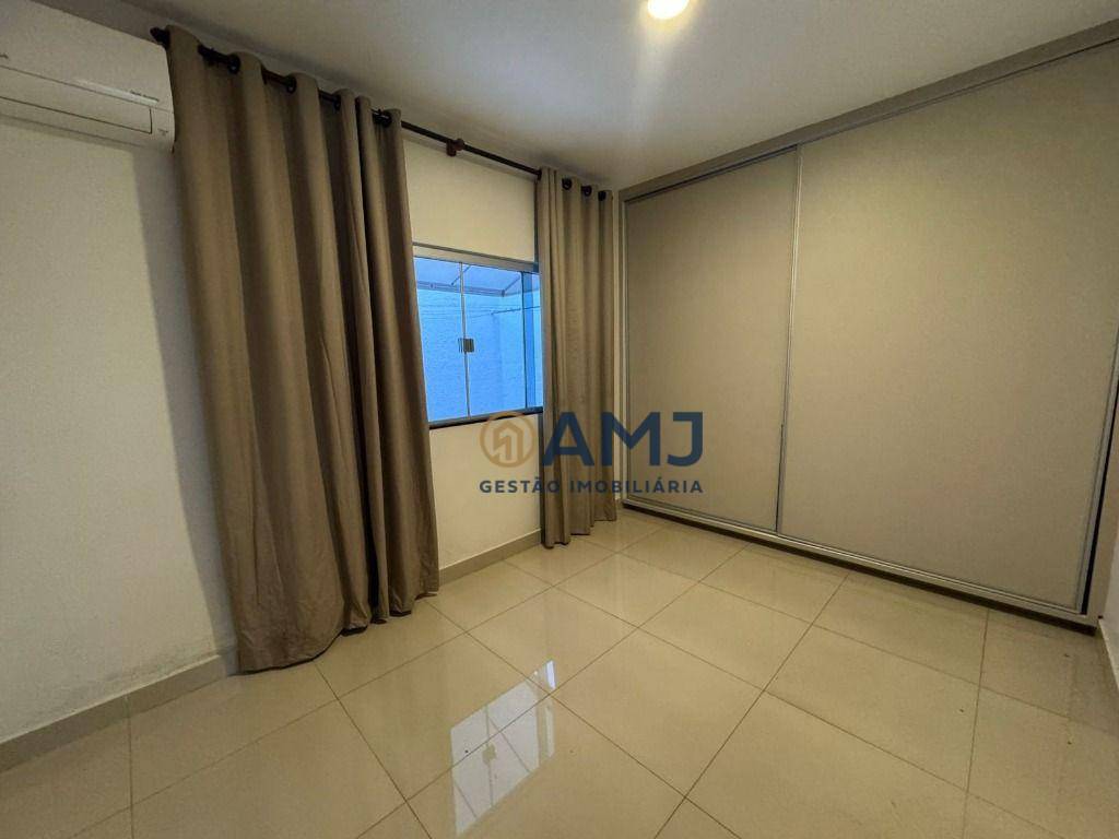 Casa para alugar com 3 quartos, 301m² - Foto 13