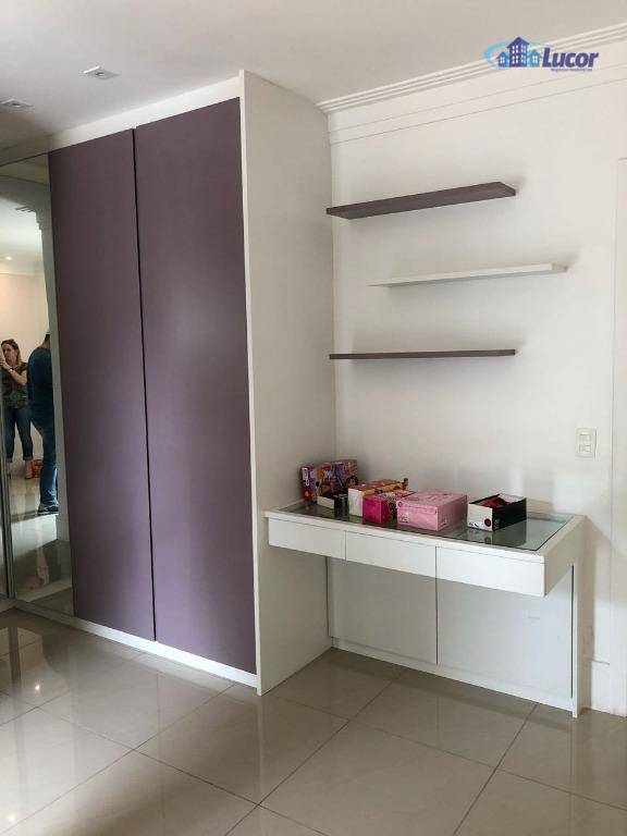 Sobrado à venda com 3 quartos, 270m² - Foto 14