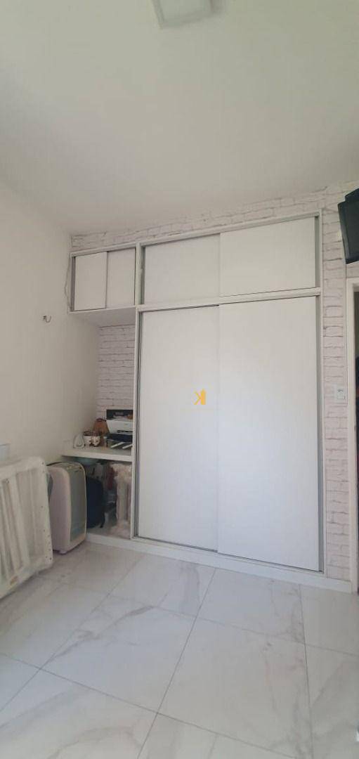 Apartamento à venda com 3 quartos, 136m² - Foto 13