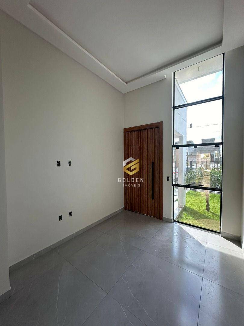 Casa à venda com 2 quartos, 82m² - Foto 4