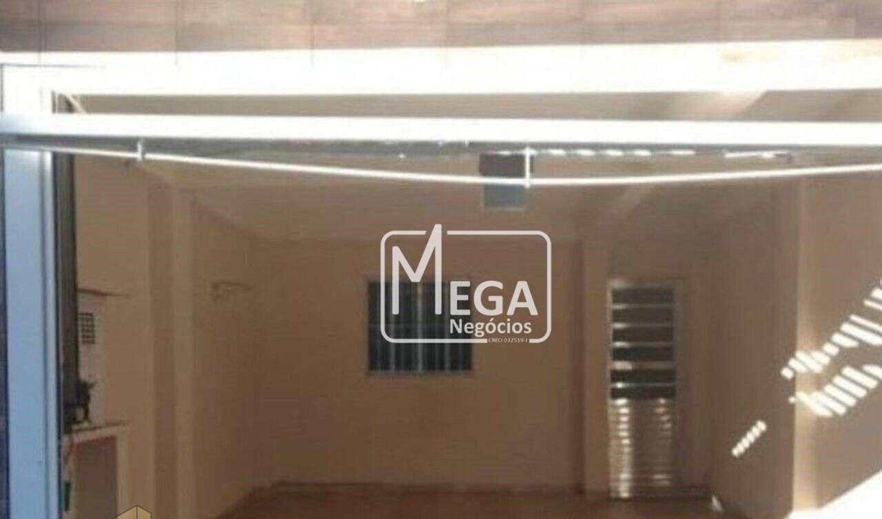 Casa à venda com 3 quartos, 220m² - Foto 11