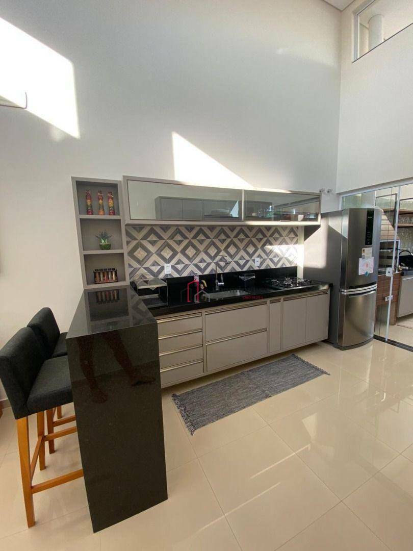 Casa de Condomínio à venda com 3 quartos, 145m² - Foto 3