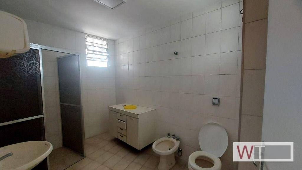 Casa para alugar com 3 quartos, 120m² - Foto 31