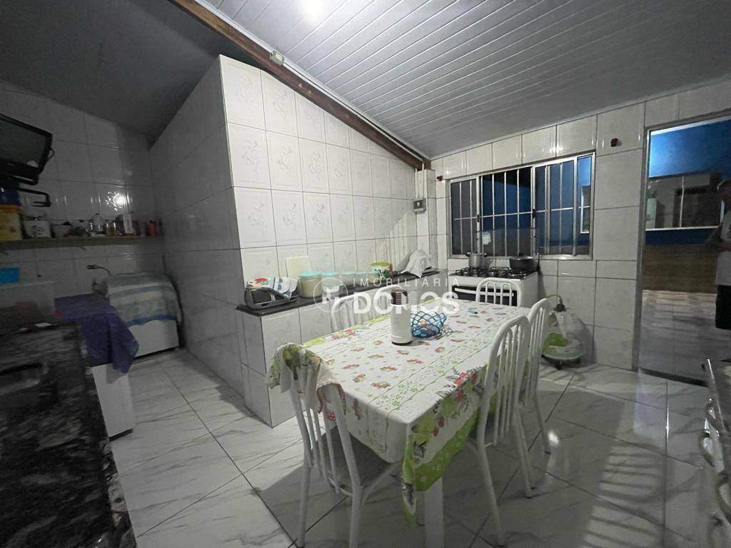 Casa à venda com 3 quartos, 200m² - Foto 26