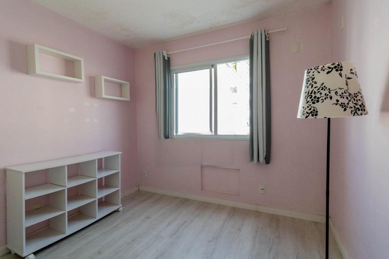 Apartamento à venda com 2 quartos, 65m² - Foto 2