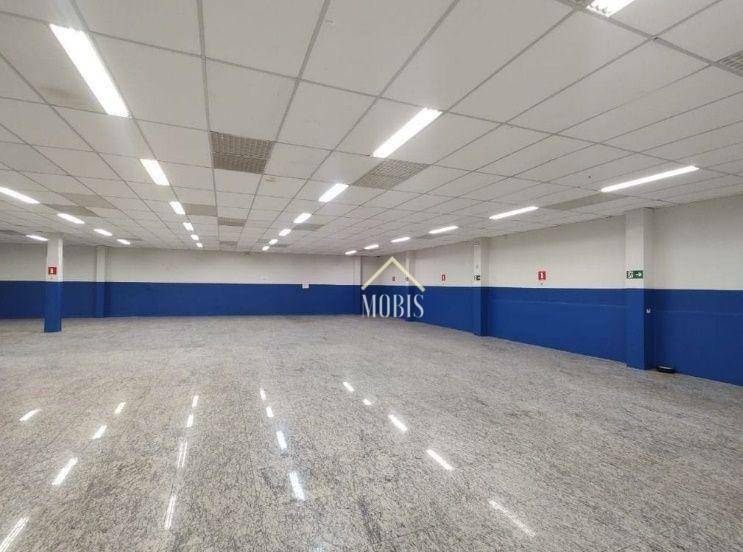 Depósito-Galpão-Armazém para alugar, 590m² - Foto 1