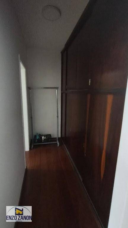 Sobrado à venda com 4 quartos, 650m² - Foto 32