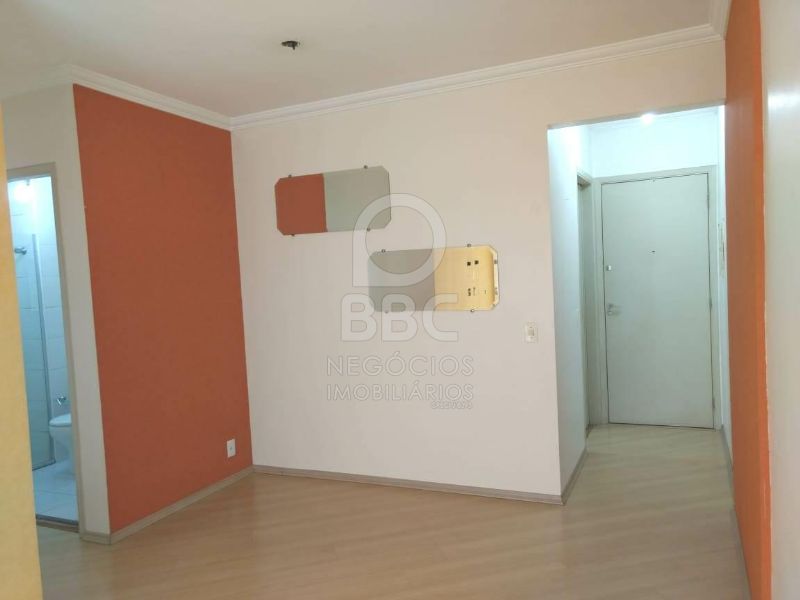 Apartamento à venda com 3 quartos, 68m² - Foto 2